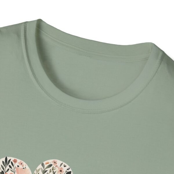 Heart Flowers T-Shirt - Image 27