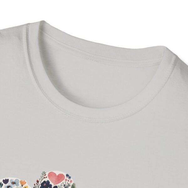 Heart Flowers T-Shirt - Image 11