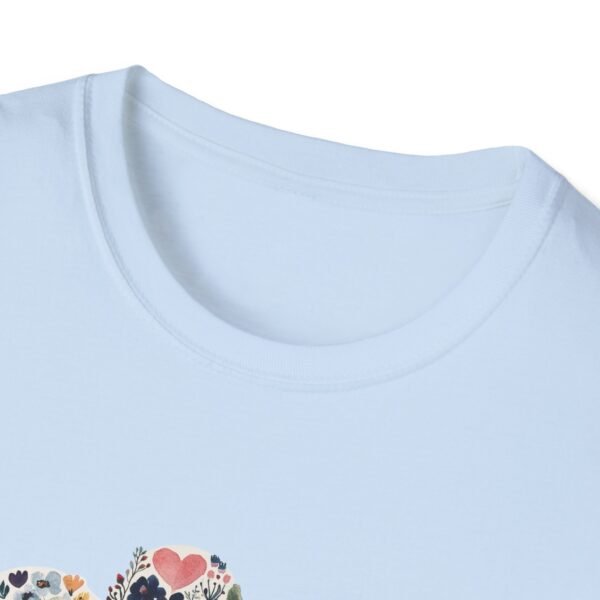 Heart Flowers T-Shirt - Image 31